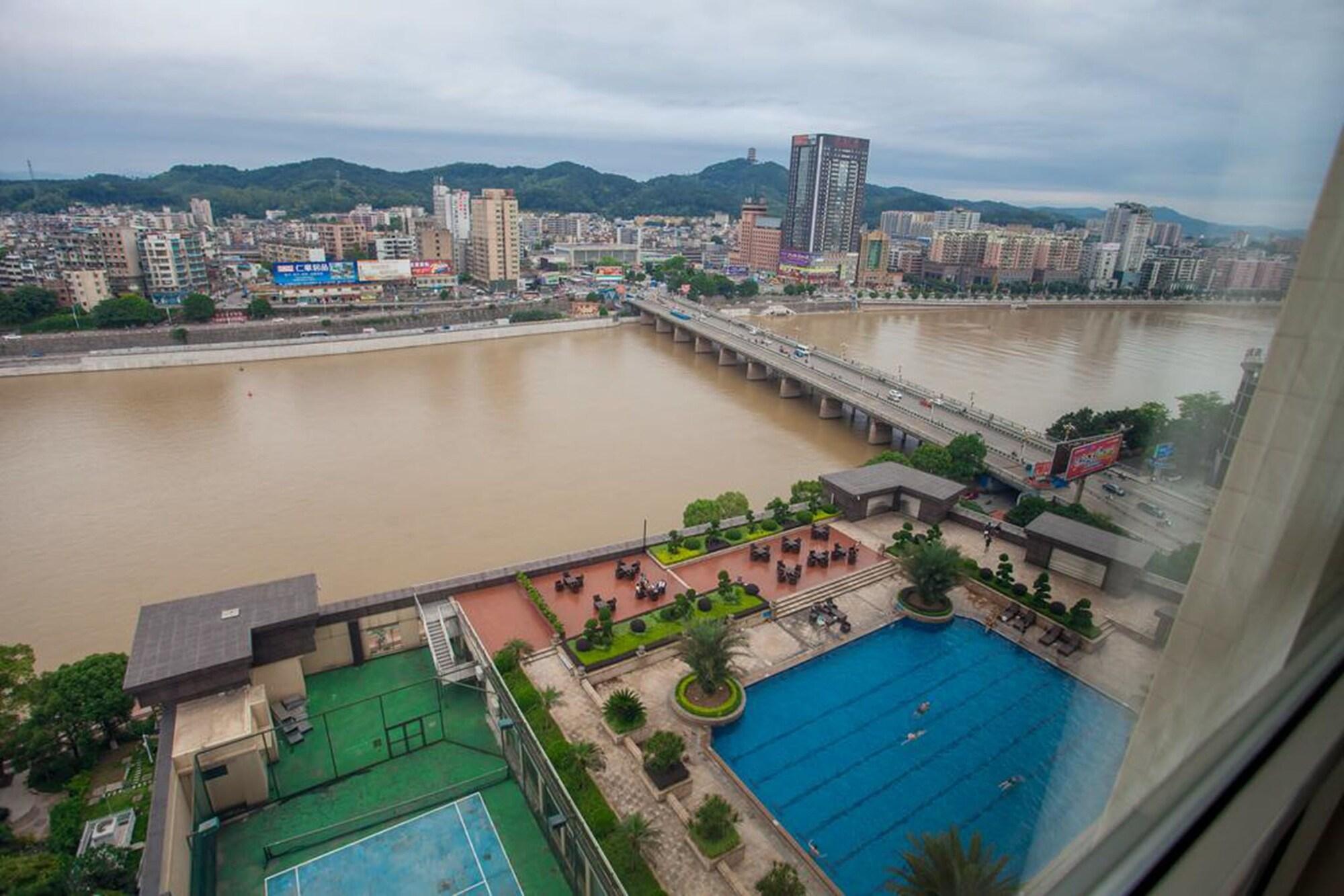 Ramada Plaza Shaoguan City Centre Exterior foto