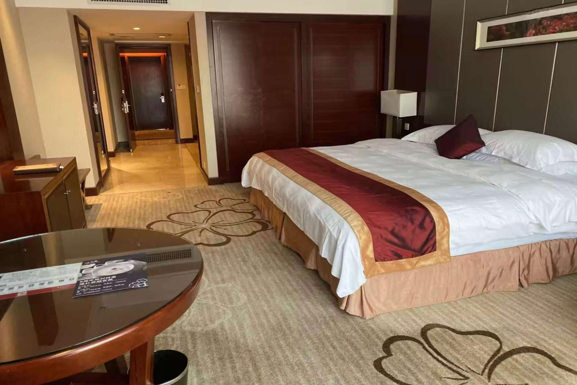 Ramada Plaza Shaoguan City Centre Exterior foto