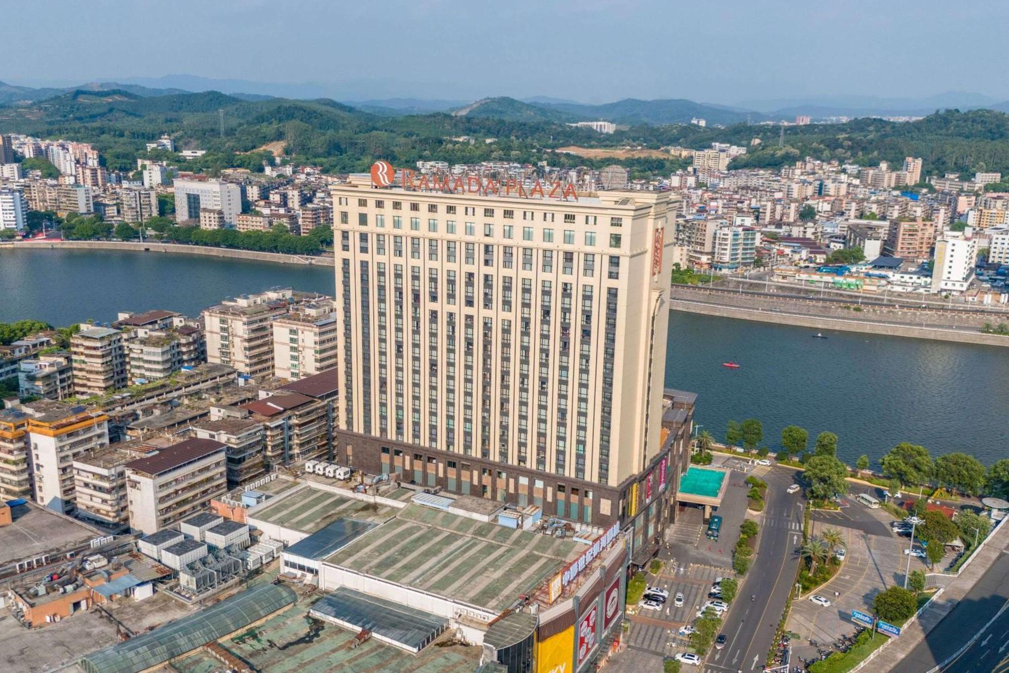Ramada Plaza Shaoguan City Centre Exterior foto